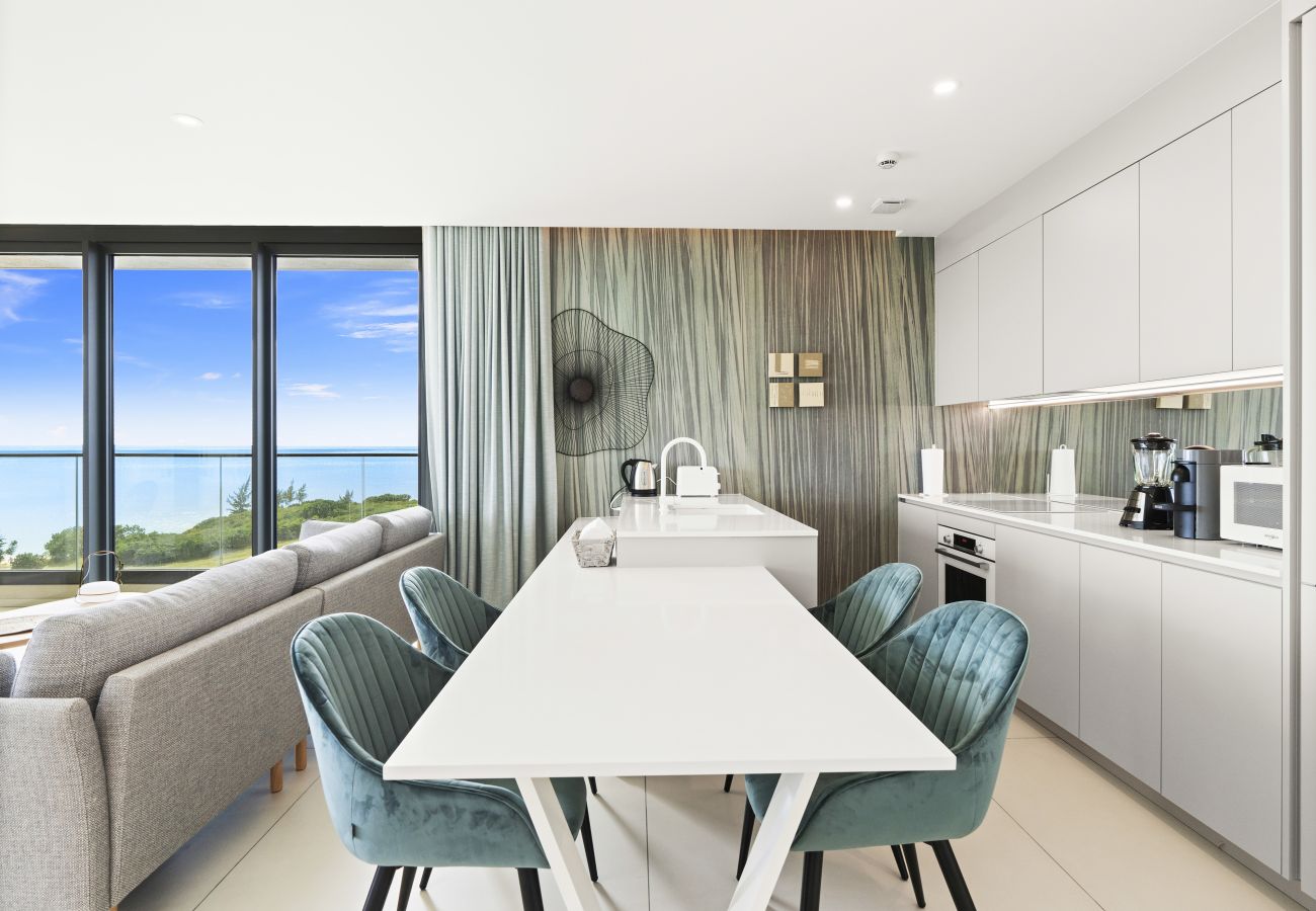 Appartement à Cupecoy - B-702 Stunning Ocean view corner unit
