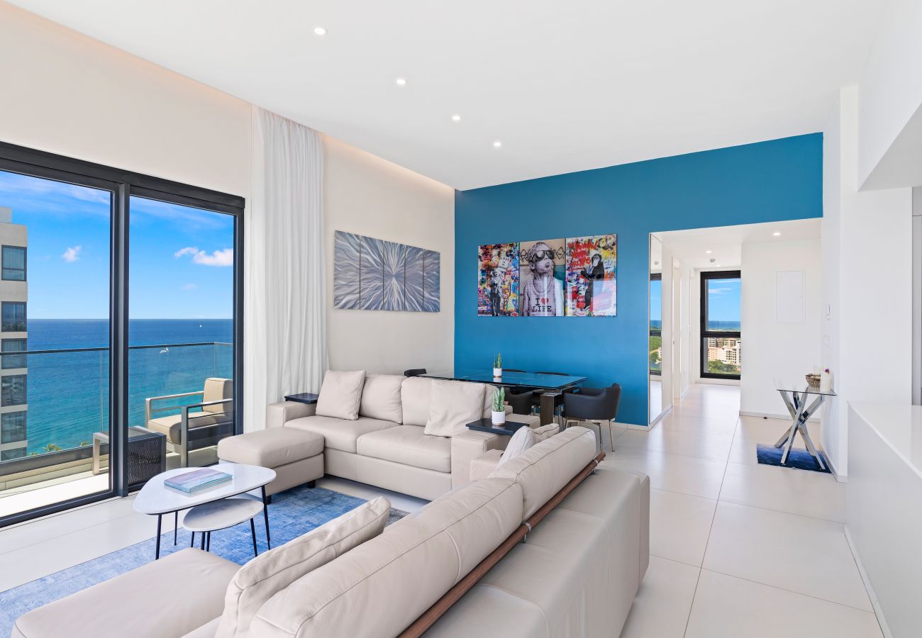 Apartment in Cupecoy - B1901 Sub-penthouse high ceiling ocean view