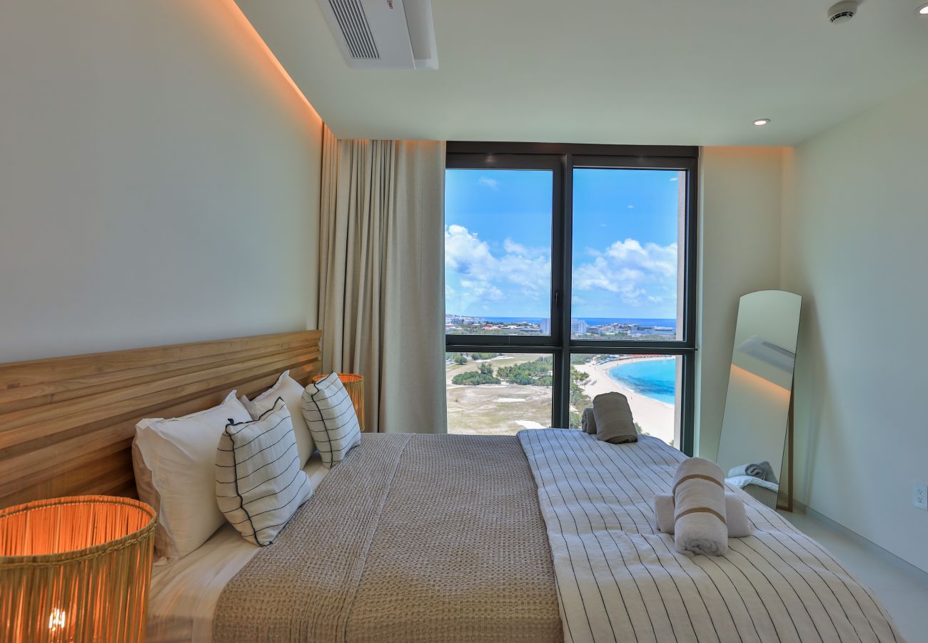 Comfortable and spacious bedroom