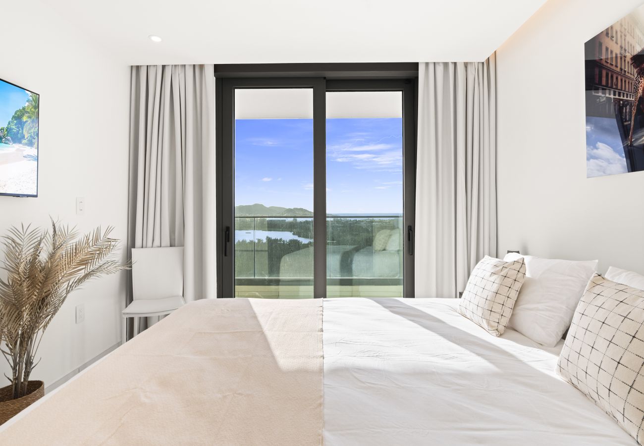 Apartment in Cupecoy - B-1702 Stunning ocean view 2 bedroom