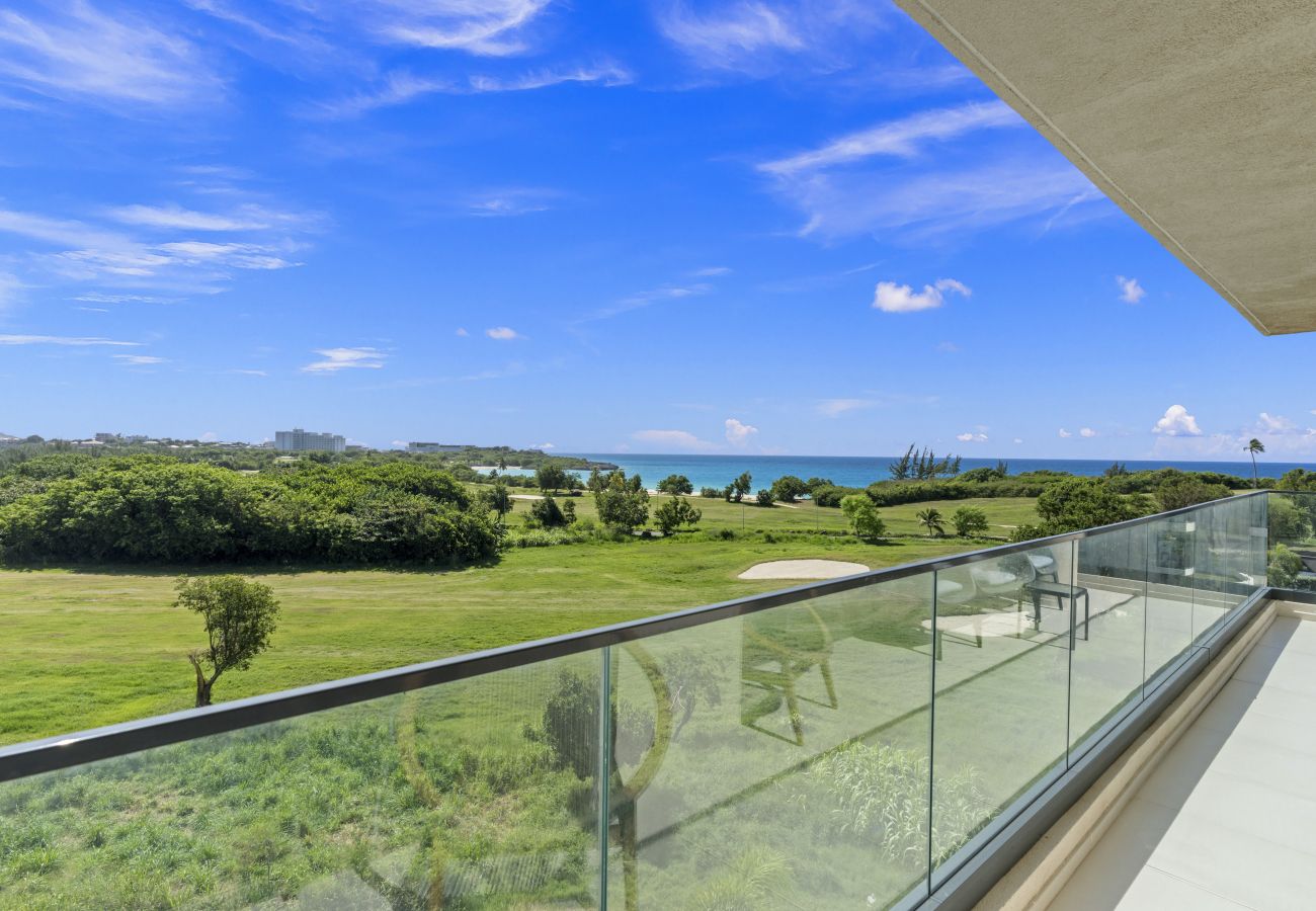 Apartment in Cupecoy - B-302  Stunning ocean view unit