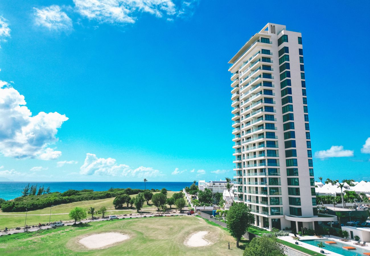 Apartment in Cupecoy - B-504 Stunning bedroom golf view